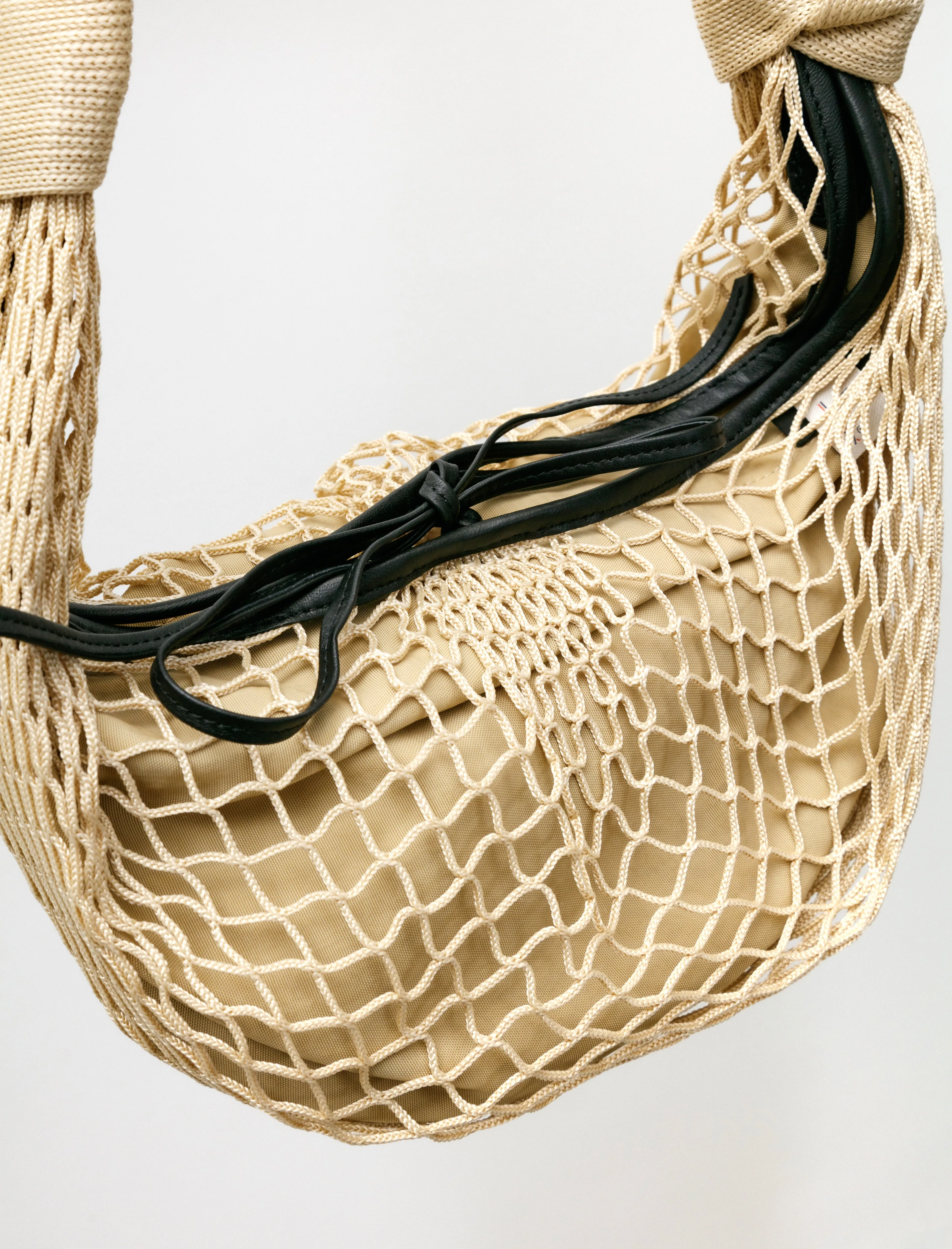 Fortune Croissant Filt Bag Light Beige